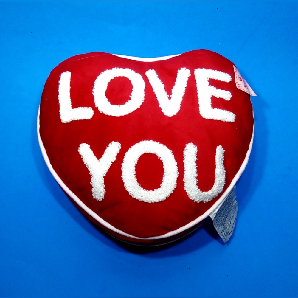 NEW LOVE YOU PILLOW